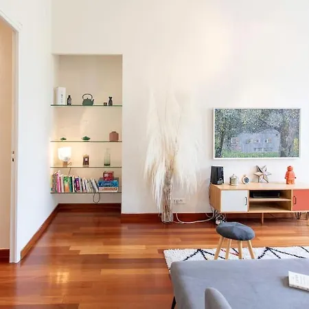 #27 Urban Ac 2 Bedrooms 10mins Walk Sea&old Town アパート ニース