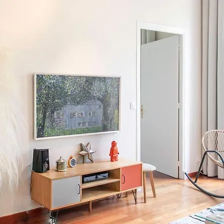 Appartamento #27 Urban Ac 2 Bedrooms 10mins Walk Sea&old Town