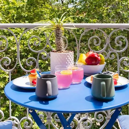 Appartamento #27 Urban Ac 2 Bedrooms 10mins Walk Sea&old Town